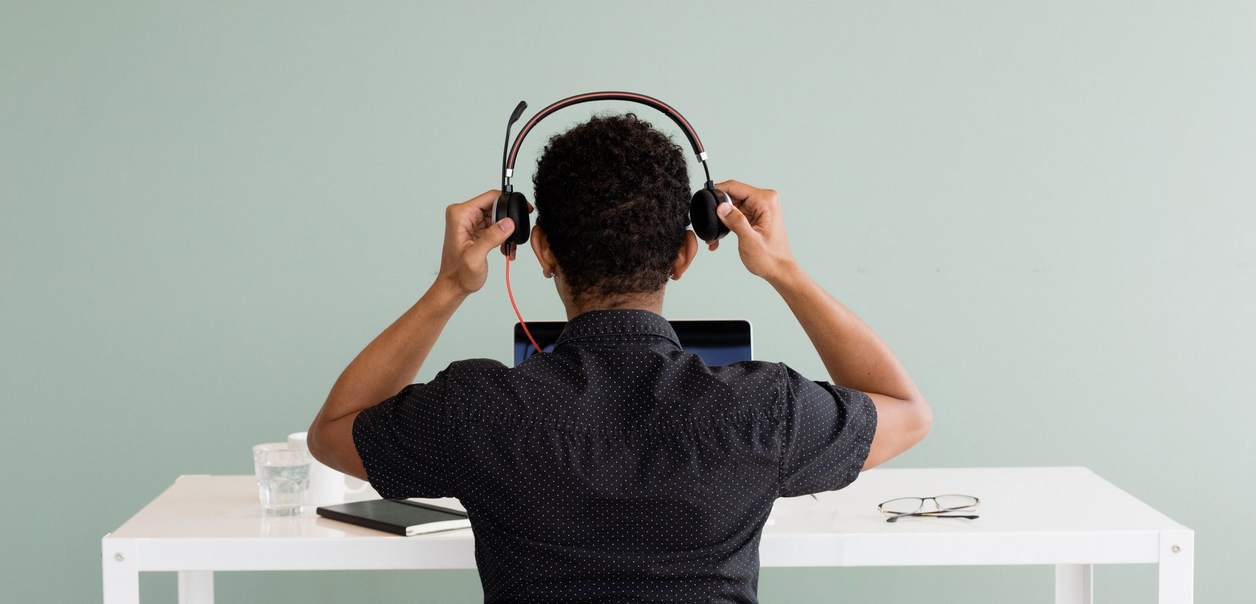 套电机器人是做什么的？